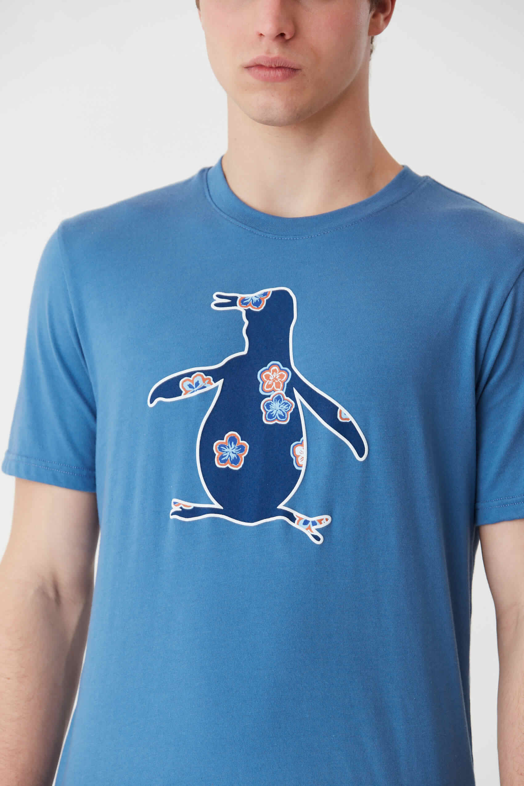 penguin_ss-fill-pete-flowers-tee_15-27-2024__picture-49183