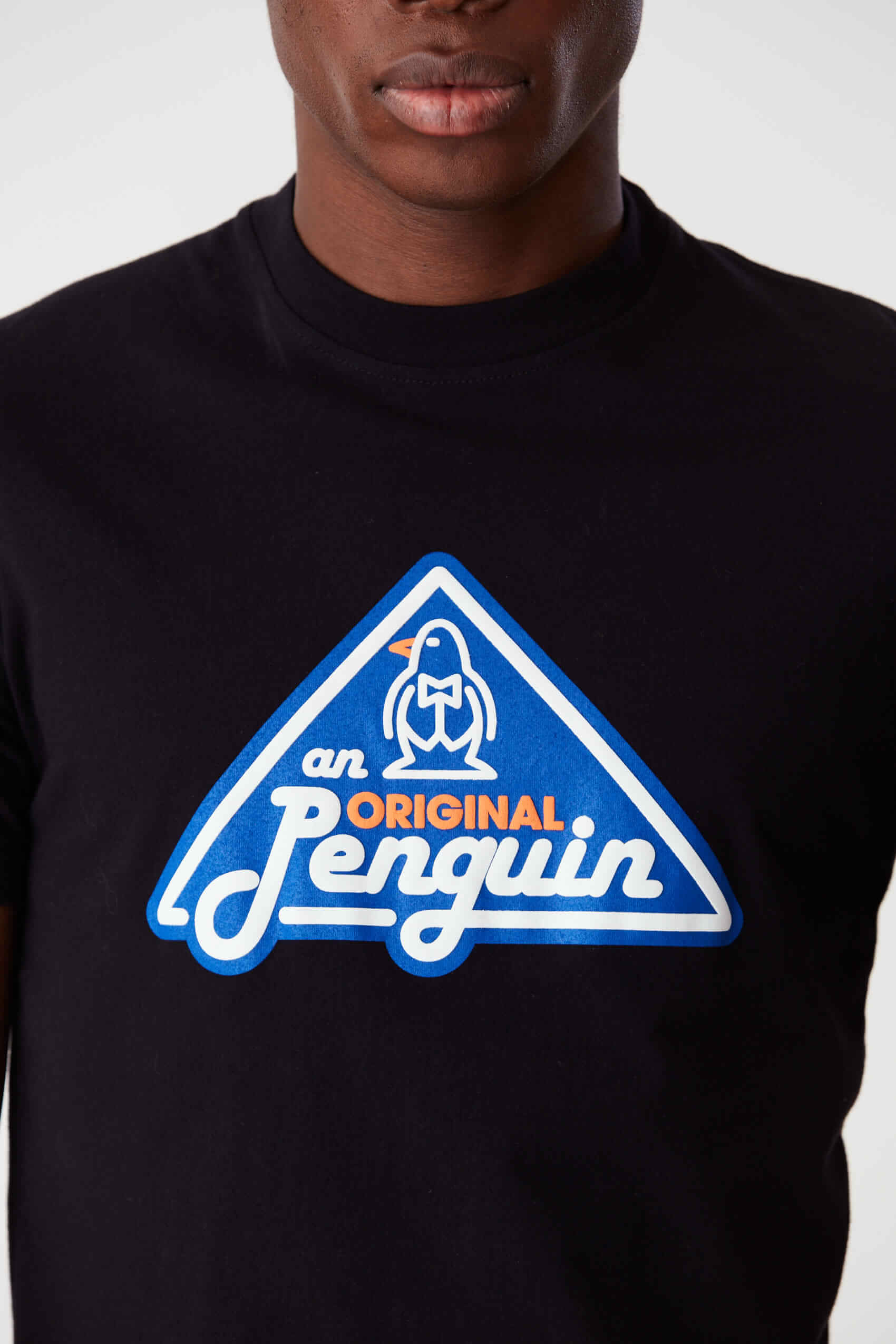 penguin_ss-triangle-retro-logo-tee_15-27-2024__picture-49613